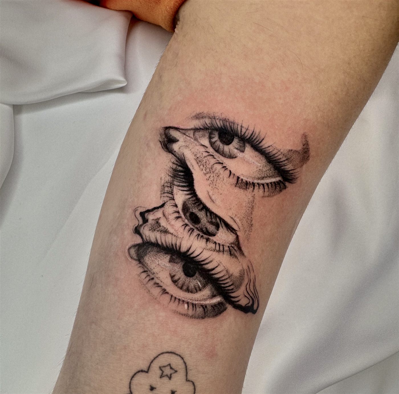 İllüstratif — Renkli dövme, S.O.S Tattoo Çanakkale